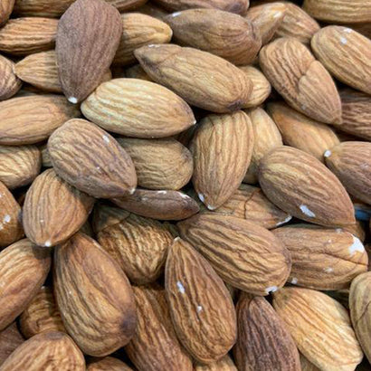 ALMENDRA ENTERA 30-32 NPS CAJA (10KG)